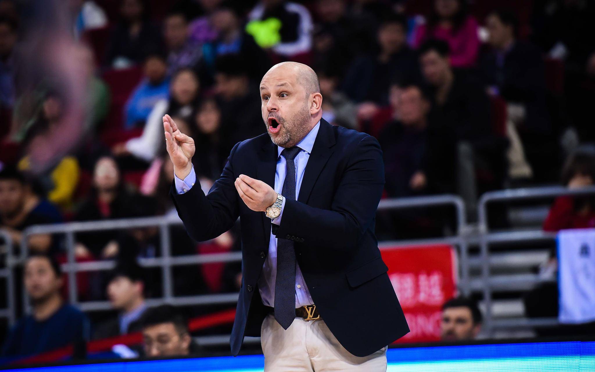 乐鱼体育线上网站包含重磅！转会期奥兰多魔术战术微调里尔集结日内部沟通，浙江稠州外线爆发备战英超的词条